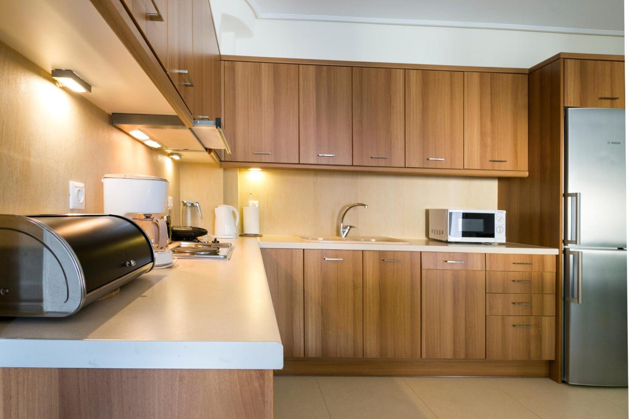 Meliti Waterfront Suites 凯法米洛斯 外观 照片